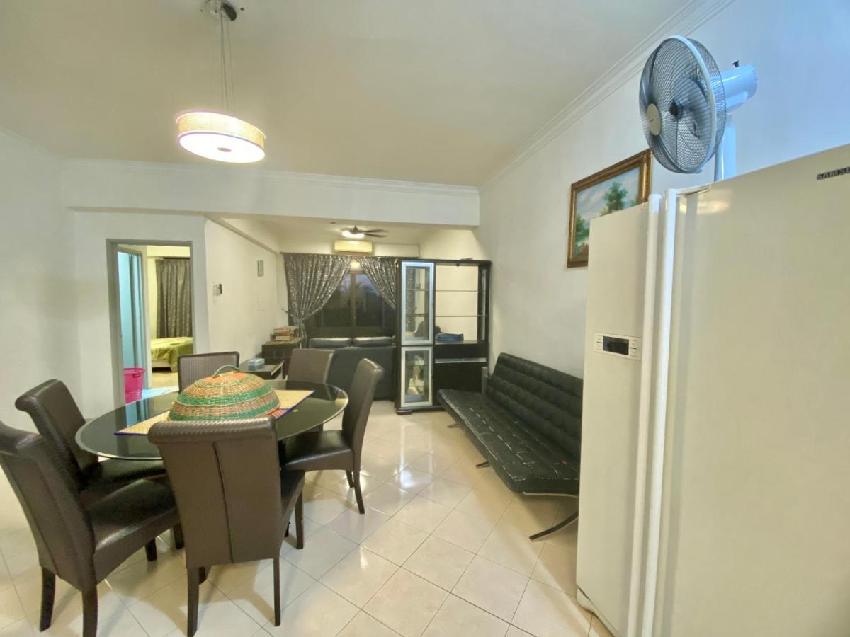 Apartament Marina Cove, Lumut Zewnętrze zdjęcie