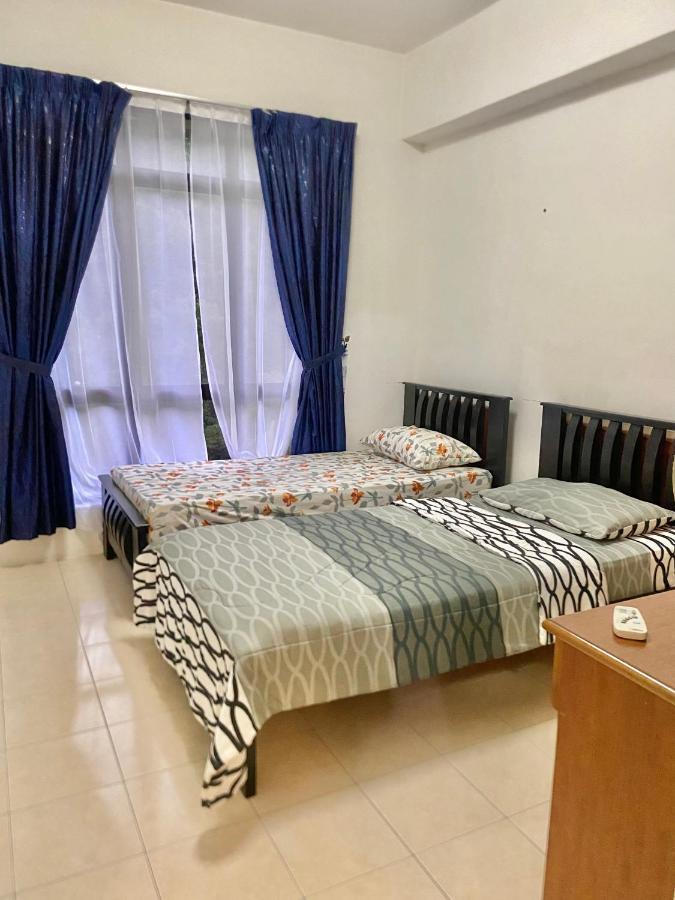 Apartament Marina Cove, Lumut Zewnętrze zdjęcie