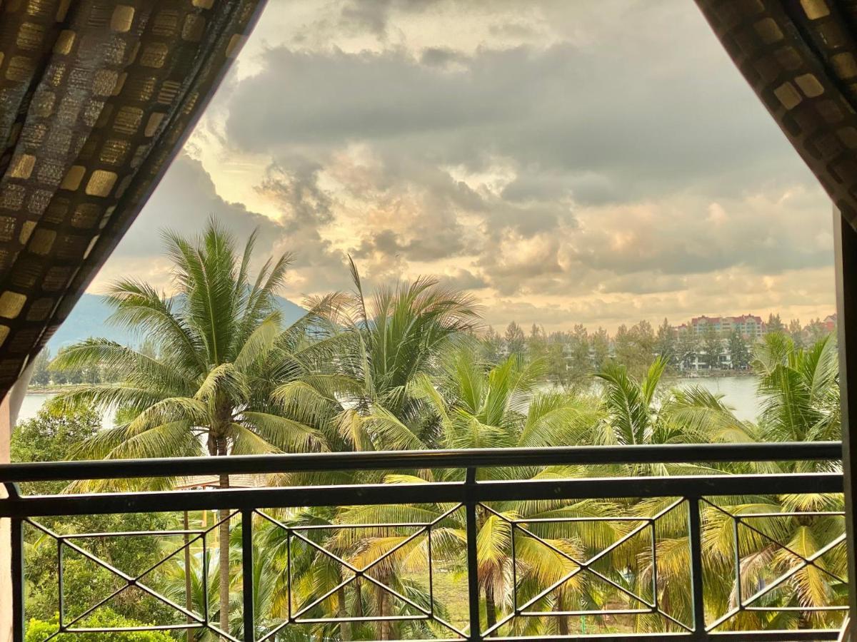 Apartament Marina Cove, Lumut Zewnętrze zdjęcie