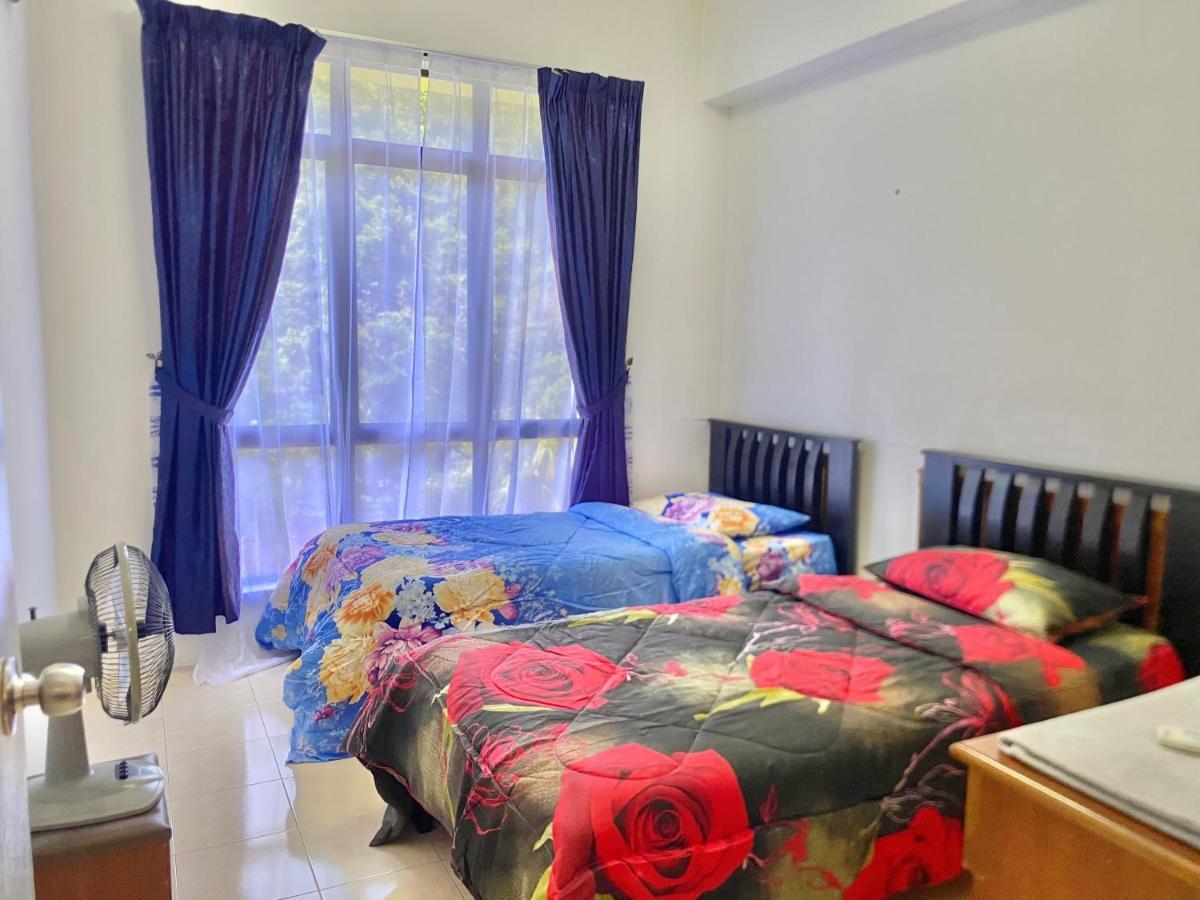 Apartament Marina Cove, Lumut Zewnętrze zdjęcie
